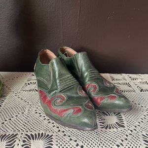 Vintage 90s Nine West Ankle Boot Heels Green Red Leather Western Cowboy 7.5